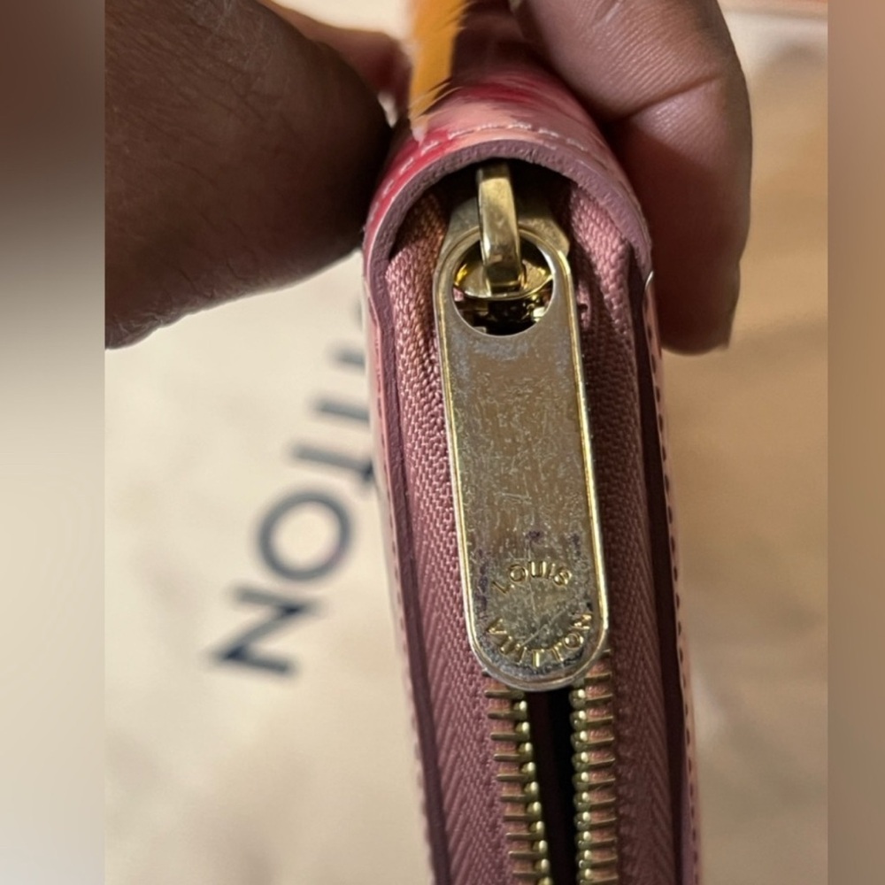 Louis Vuitton Limited Edition Monogram Vernis Ikat Flora Zippy Wallet Authentic - Picture 6 of 15